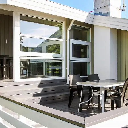 Roel - 500m From The Sea In Funen By Interhome